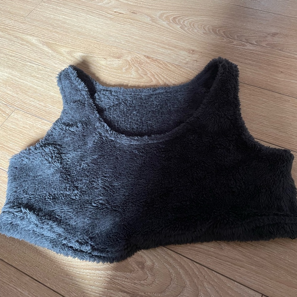 Cropped Fuzzy Top